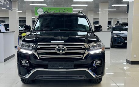 Toyota Land Cruiser 200, 2019 год, 7 600 000 рублей, 2 фотография