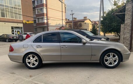 Mercedes-Benz E-Класс, 2005 год, 450 000 рублей, 4 фотография