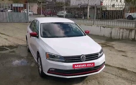 Volkswagen Jetta VI, 2014 год, 1 500 000 рублей, 13 фотография