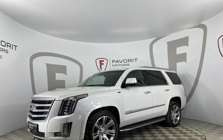 Cadillac Escalade IV, 2015 год, 4 599 000 рублей, 1 фотография