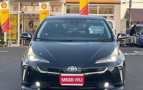 Toyota Prius IV XW50, 2021 год, 1 883 037 рублей, 2 фотография