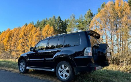 Mitsubishi Pajero IV, 2008 год, 1 659 000 рублей, 2 фотография