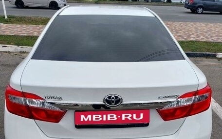 Toyota Camry, 2014 год, 1 690 000 рублей, 4 фотография