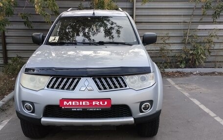 Mitsubishi Pajero Sport II рестайлинг, 2012 год, 1 700 000 рублей, 2 фотография