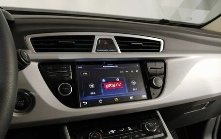 Geely Atlas I, 2018 год, 1 749 000 рублей, 13 фотография