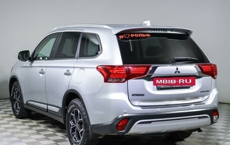 Mitsubishi Outlander III рестайлинг 3, 2019 год, 3 030 000 рублей, 7 фотография