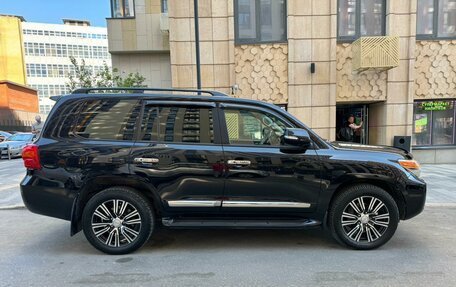 Toyota Land Cruiser 200, 2013 год, 4 550 000 рублей, 4 фотография