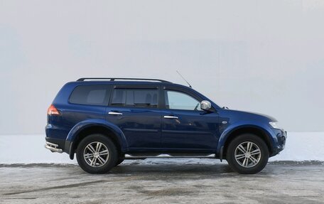 Mitsubishi Pajero Sport II рестайлинг, 2015 год, 1 745 000 рублей, 4 фотография