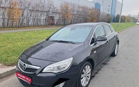 Opel Astra J, 2011 год, 980 000 рублей, 3 фотография