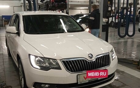 Skoda Superb III рестайлинг, 2014 год, 1 130 000 рублей, 2 фотография