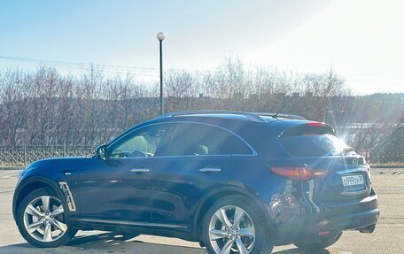 Infiniti QX70, 2013 год, 2 400 000 рублей, 10 фотография