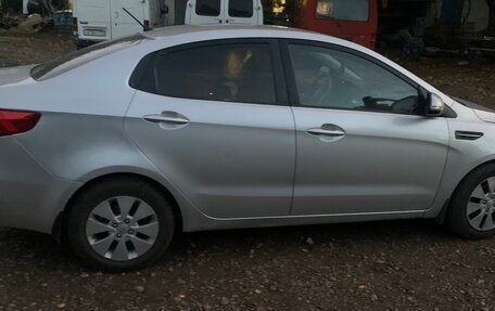 KIA Rio III рестайлинг, 2012 год, 875 000 рублей, 4 фотография