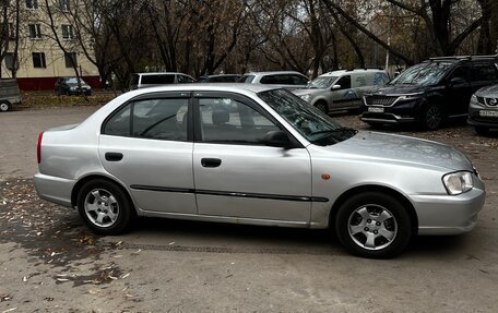 Hyundai Accent II, 2001 год, 330 000 рублей, 2 фотография