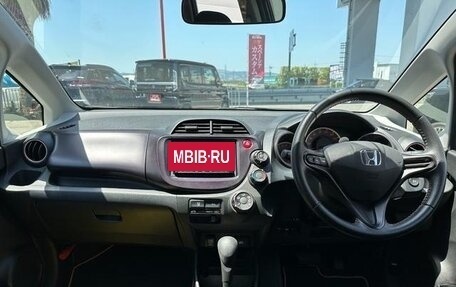 Honda Fit III, 2010 год, 550 000 рублей, 7 фотография