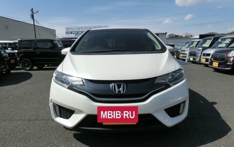 Honda Fit III, 2015 год, 1 030 000 рублей, 2 фотография