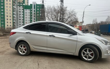 Hyundai Solaris II рестайлинг, 2016 год, 675 000 рублей, 4 фотография