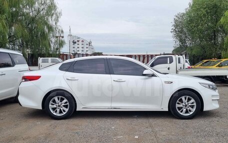 KIA K5 II, 2018 год, 1 550 000 рублей, 4 фотография