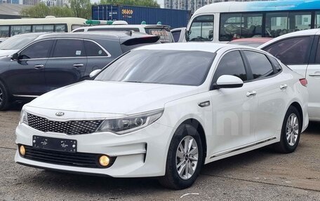 KIA K5 II, 2018 год, 1 550 000 рублей, 3 фотография