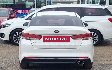 KIA K5 II, 2018 год, 1 550 000 рублей, 6 фотография