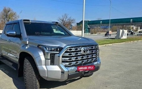 Toyota Tundra, 2022 год, 13 500 000 рублей, 2 фотография