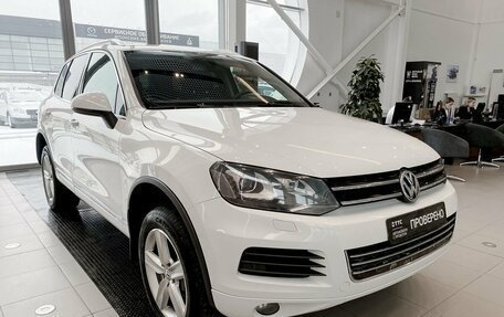 Volkswagen Touareg III, 2013 год, 2 479 000 рублей, 3 фотография