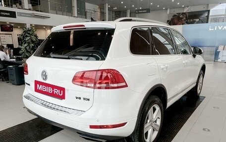 Volkswagen Touareg III, 2013 год, 2 479 000 рублей, 5 фотография