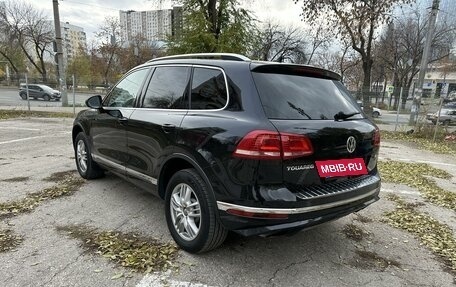 Volkswagen Touareg III, 2015 год, 2 590 000 рублей, 8 фотография