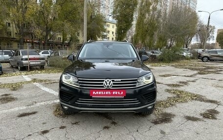 Volkswagen Touareg III, 2015 год, 2 590 000 рублей, 3 фотография