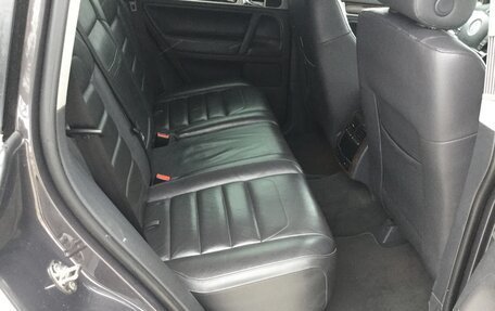 Volkswagen Touareg III, 2007 год, 1 299 000 рублей, 17 фотография