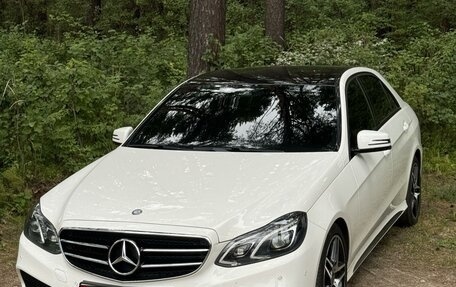 Mercedes-Benz E-Класс, 2015 год, 3 000 000 рублей, 1 фотография