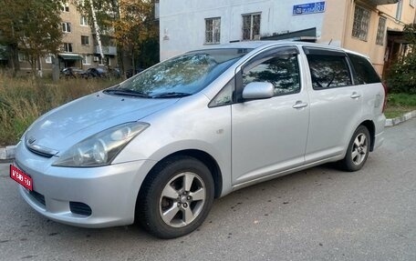 Toyota Wish II, 2003 год, 660 000 рублей, 1 фотография