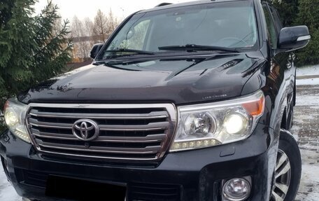 Toyota Land Cruiser 200, 2014 год, 4 600 000 рублей, 1 фотография