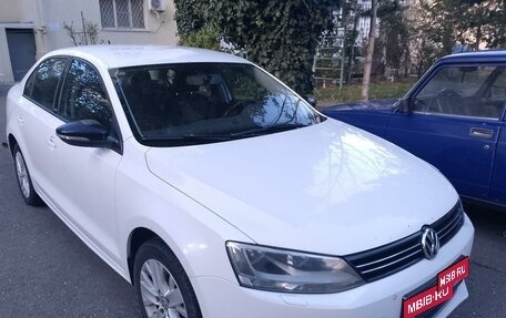 Volkswagen Jetta VI, 2014 год, 1 300 000 рублей, 1 фотография