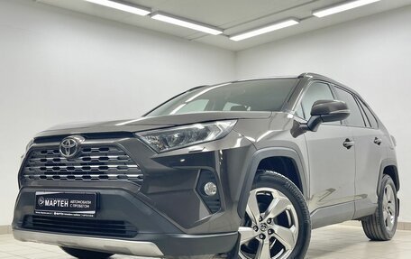 Toyota RAV4, 2020 год, 3 738 000 рублей, 7 фотография