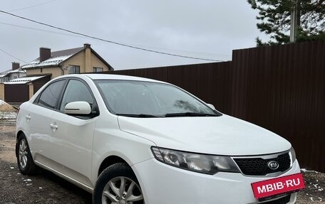 KIA Cerato III, 2011 год, 780 000 рублей, 2 фотография