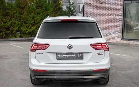 Volkswagen Tiguan II, 2017 год, 3 300 000 рублей, 19 фотография