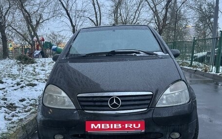 Mercedes-Benz A-Класс, 2000 год, 240 000 рублей, 2 фотография