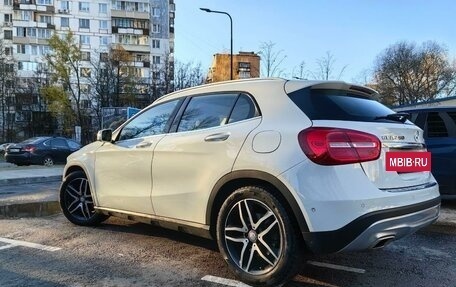 Mercedes-Benz GLA, 2016 год, 2 300 000 рублей, 3 фотография