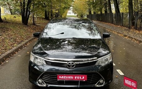 Toyota Camry, 2016 год, 2 190 000 рублей, 2 фотография