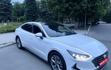 Hyundai Sonata VIII, 2020 год, 2 800 000 рублей, 2 фотография