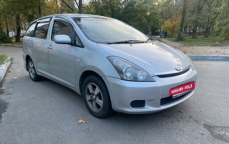 Toyota Wish II, 2003 год, 660 000 рублей, 3 фотография