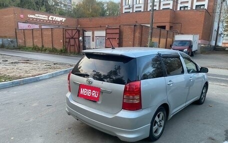 Toyota Wish II, 2003 год, 660 000 рублей, 4 фотография