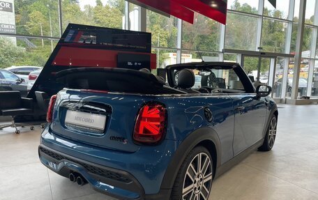 MINI Cabrio, 2023 год, 8 190 000 рублей, 2 фотография