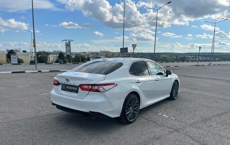 Toyota Camry, 2019 год, 3 102 000 рублей, 5 фотография