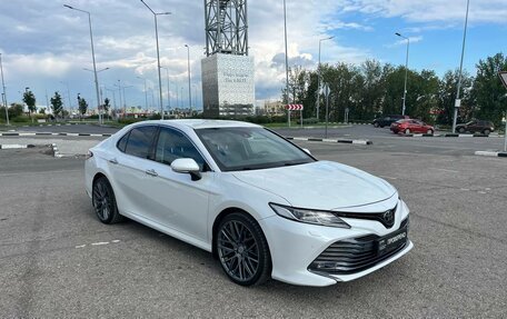 Toyota Camry, 2019 год, 3 102 000 рублей, 3 фотография