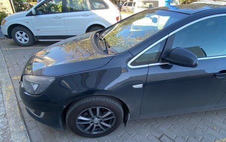 Opel Astra J, 2014 год, 850 000 рублей, 4 фотография