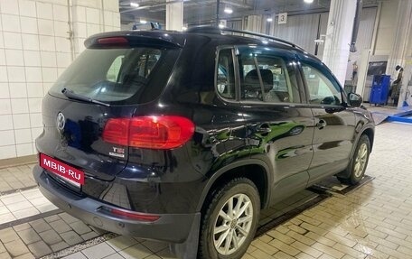 Volkswagen Tiguan I, 2013 год, 1 247 000 рублей, 4 фотография