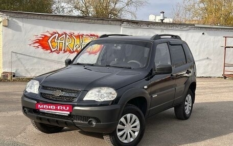 Chevrolet Niva I рестайлинг, 2012 год, 630 000 рублей, 2 фотография