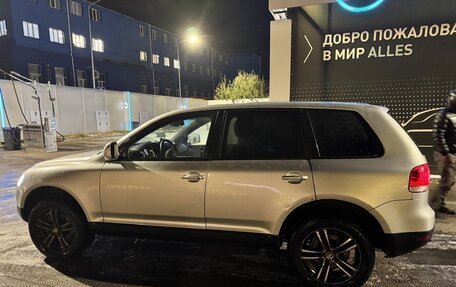 Volkswagen Touareg III, 2002 год, 780 000 рублей, 9 фотография