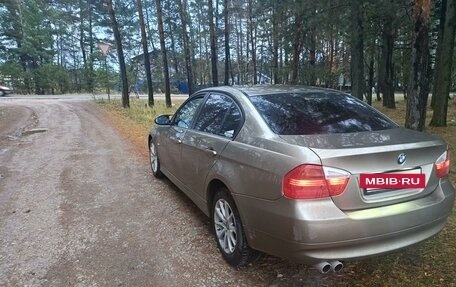 BMW 3 серия, 2005 год, 1 000 000 рублей, 6 фотография